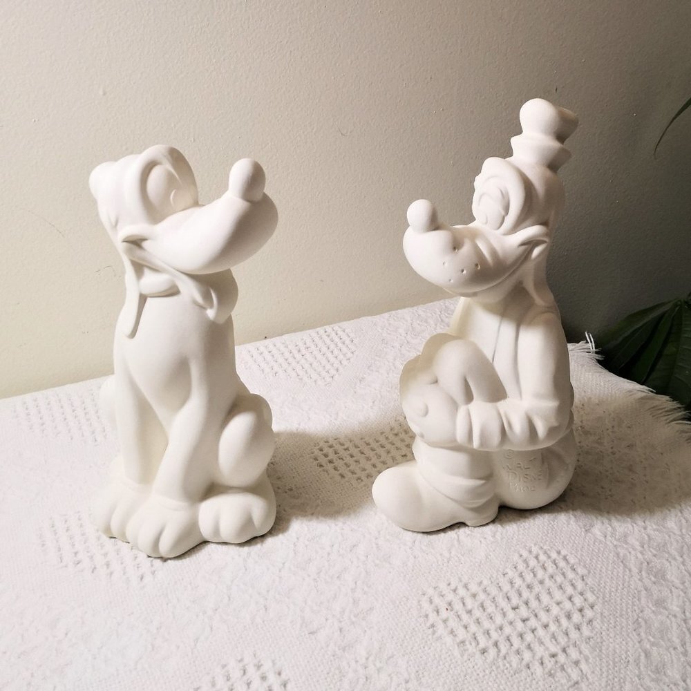 New Vintage Walt Disney Productions Unpainted GOOFY Collectible Figurines